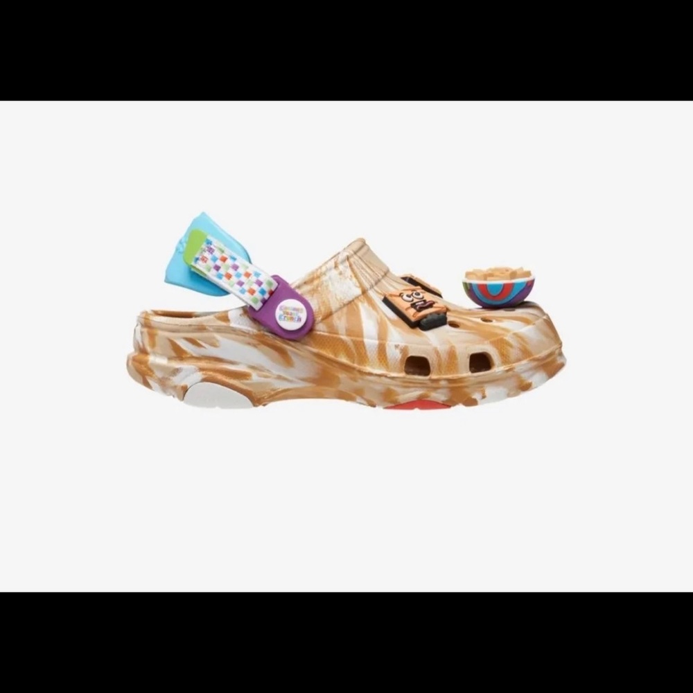 Cinnamon Toast Crunch Crocs